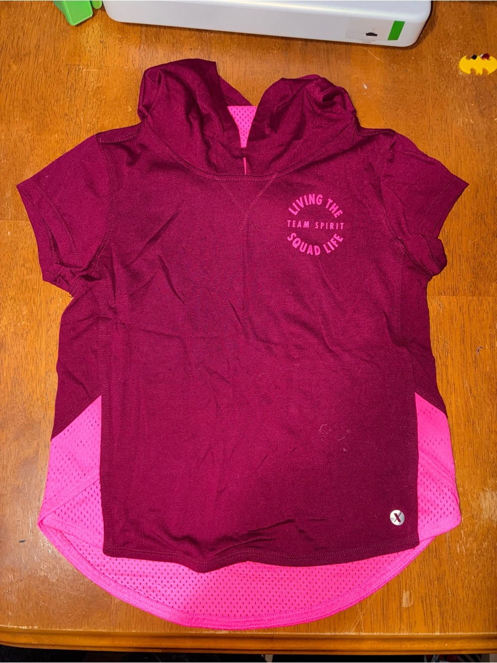 Xersion Maroon and Pink Short-Sleeve Hooded Active Top